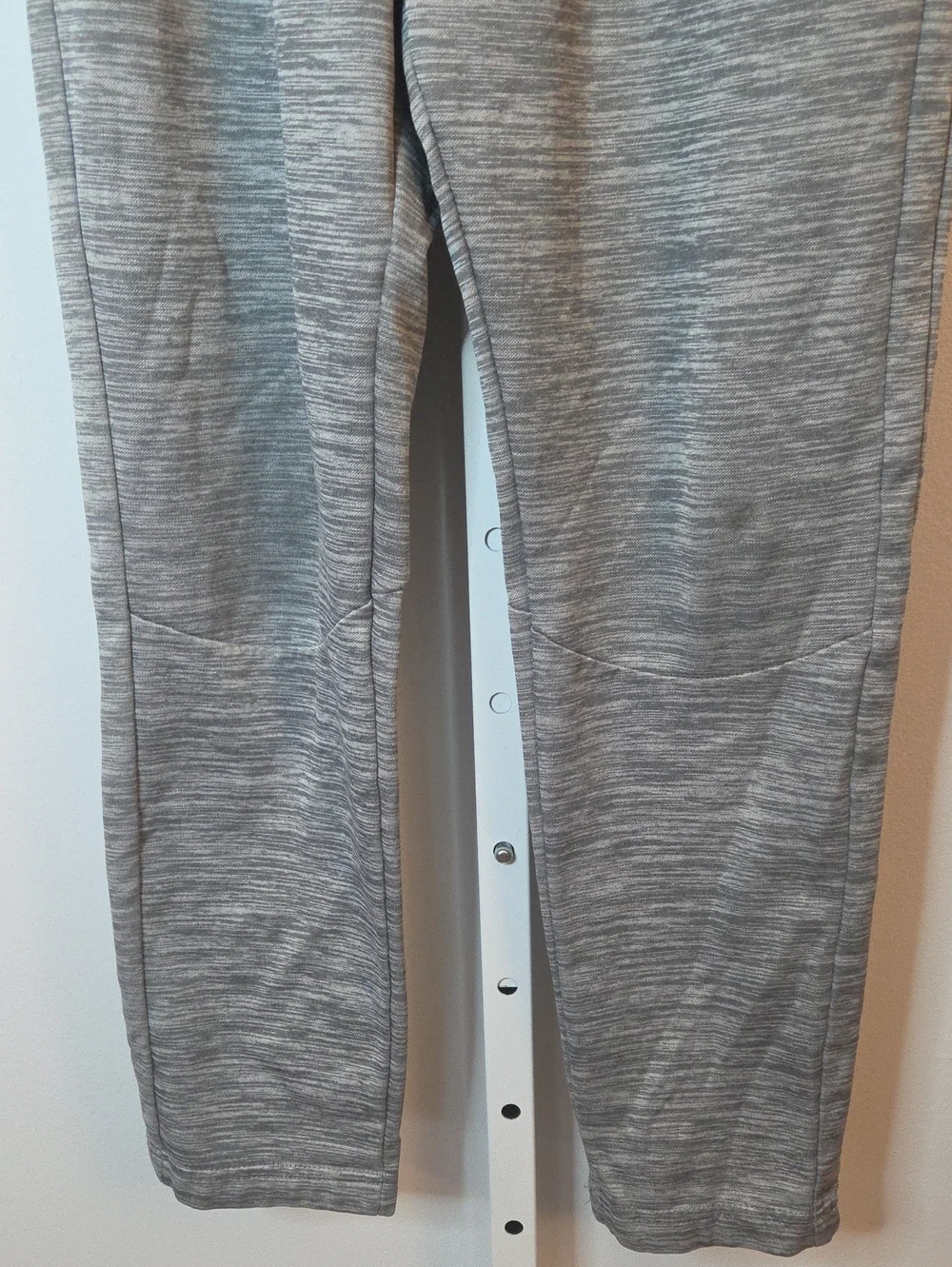 Big Boy Nike Dri Fit Joggers (XL) Gray Grey Sweatpants Light Fleece Youth XL